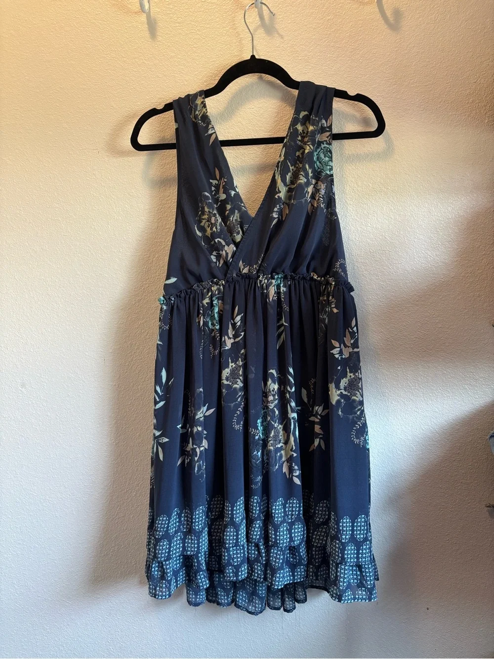 Free People Sleeveless Navy Floral V-Neck Mini Dress
